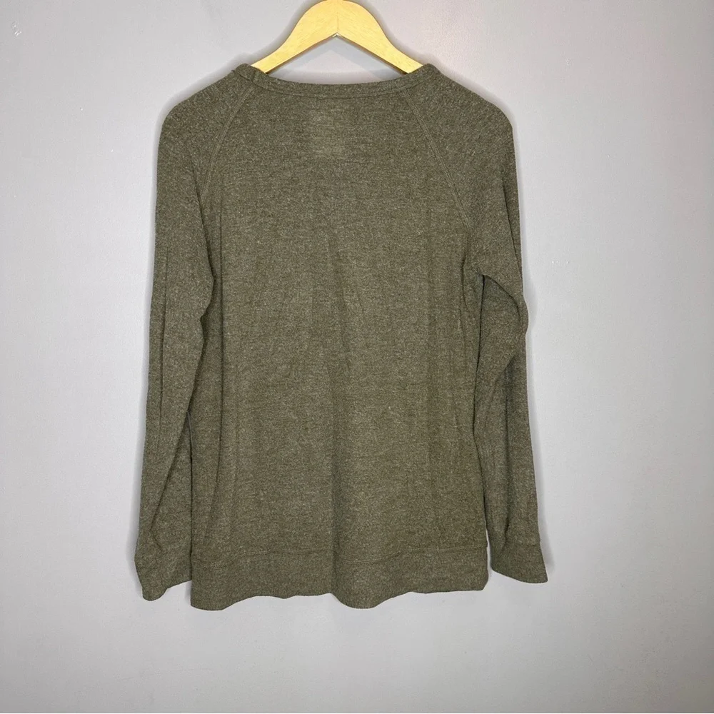 Sonoma Olive Green Pull over Crewneck sweatshirt